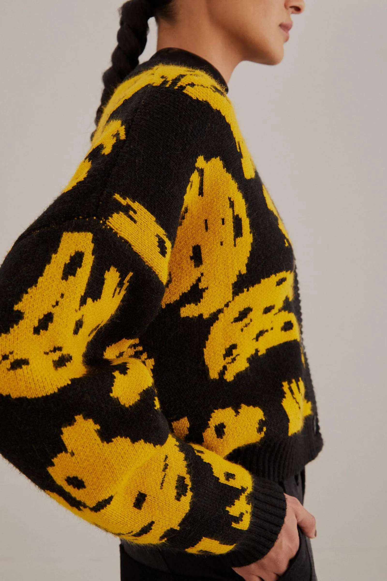 BLACK BOSSA BANANA KNIT CARDIGAN