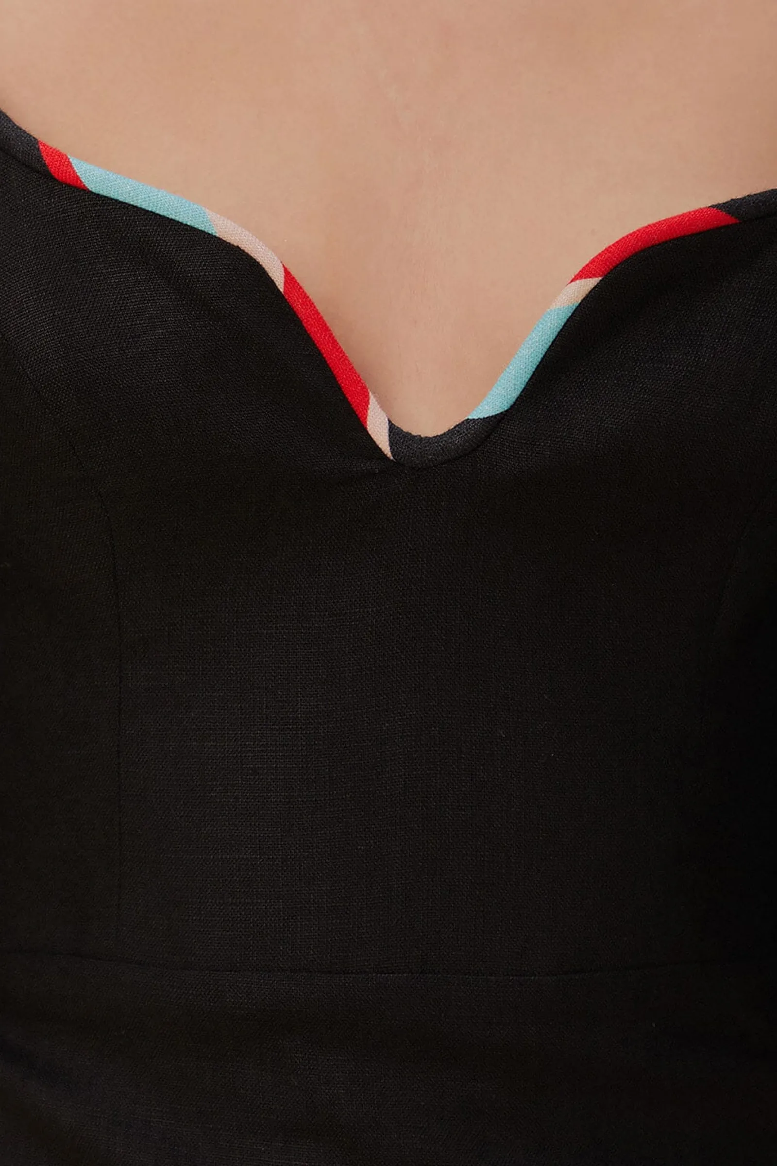  BLACK COLORED STRIPES SHORT SLEEVE MINI DRESS