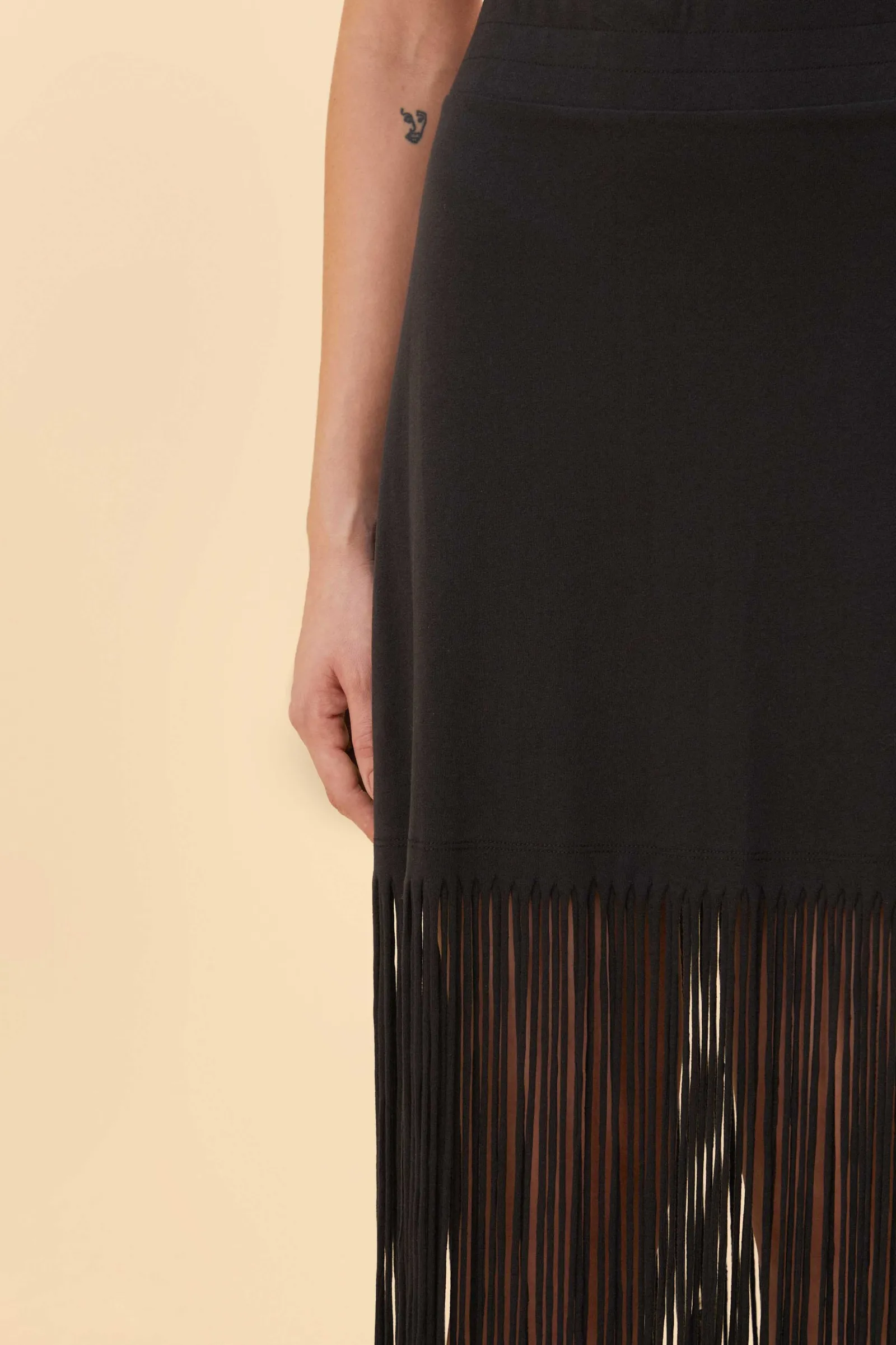 BLACK ORGANIC COTTON FRINGE MIDI SKIRT