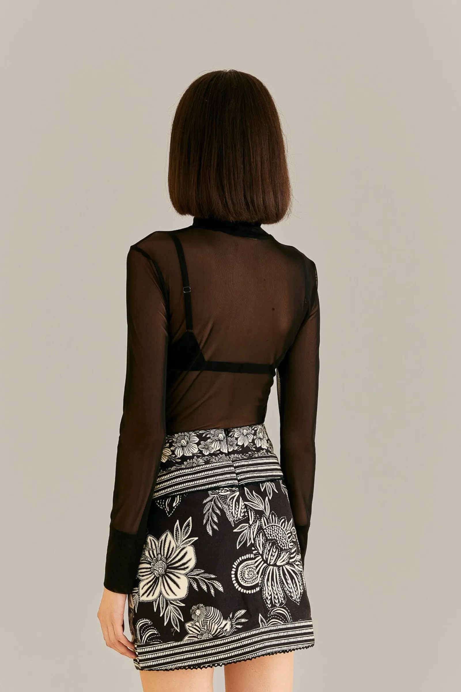 BLACK PAISLEY BLOOM MINI SKIRT