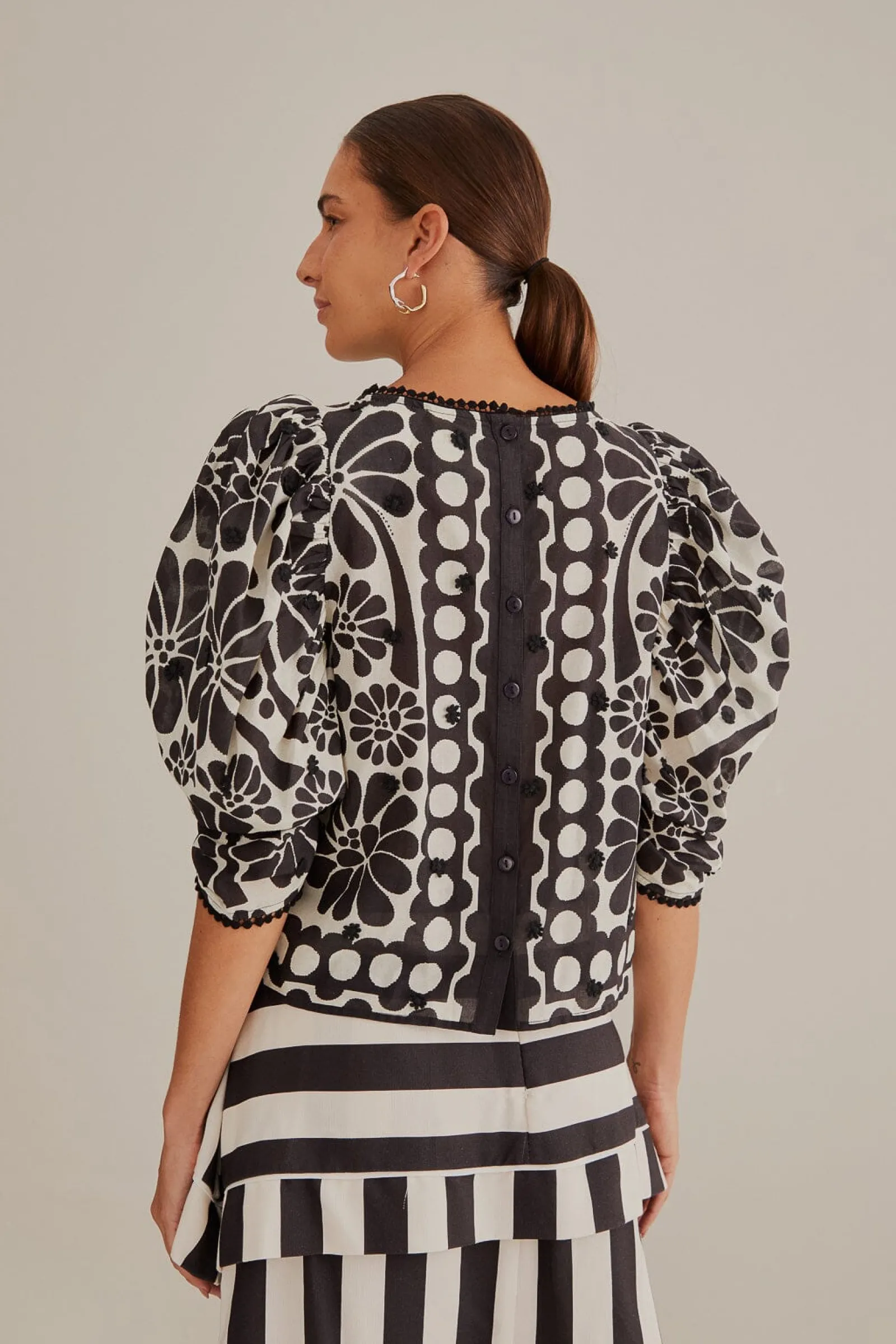 BLACK PALERMO PUFF SLEEVE BLOUSE