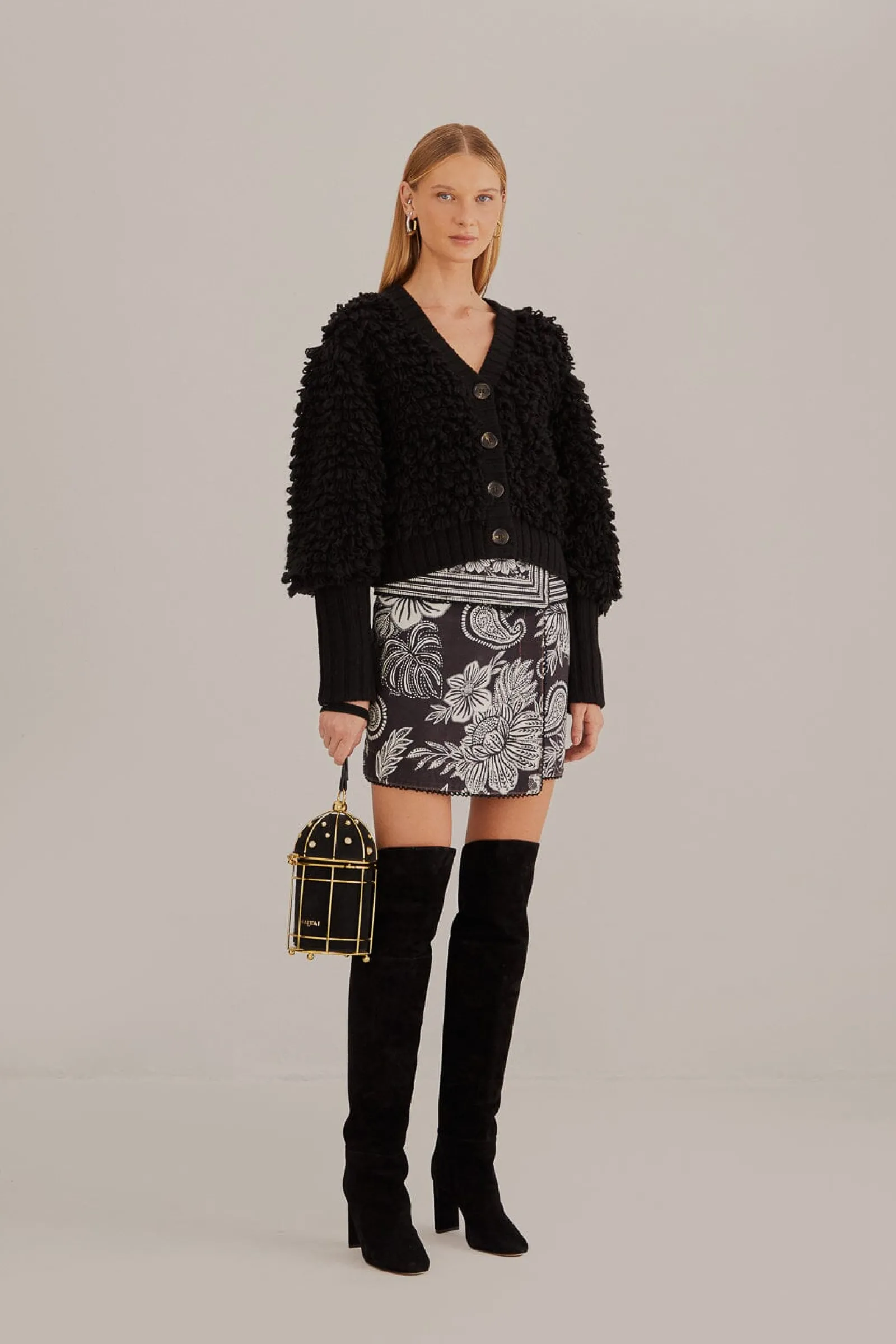 BLACK TEXTURED V NECK CARDIGAN