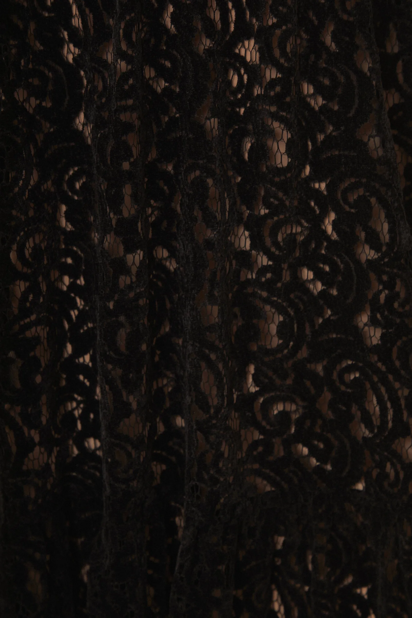 BLACK VELVET LACE SLEEVELESS MAXI DRESS