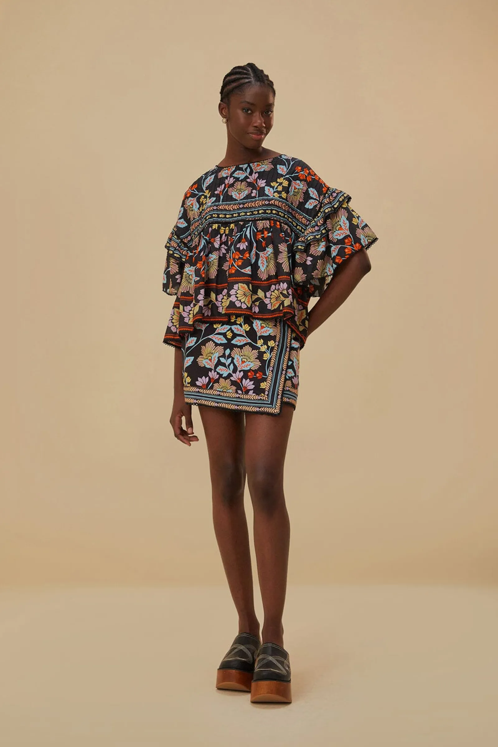  FLOWERY BLACK MINI SKIRT