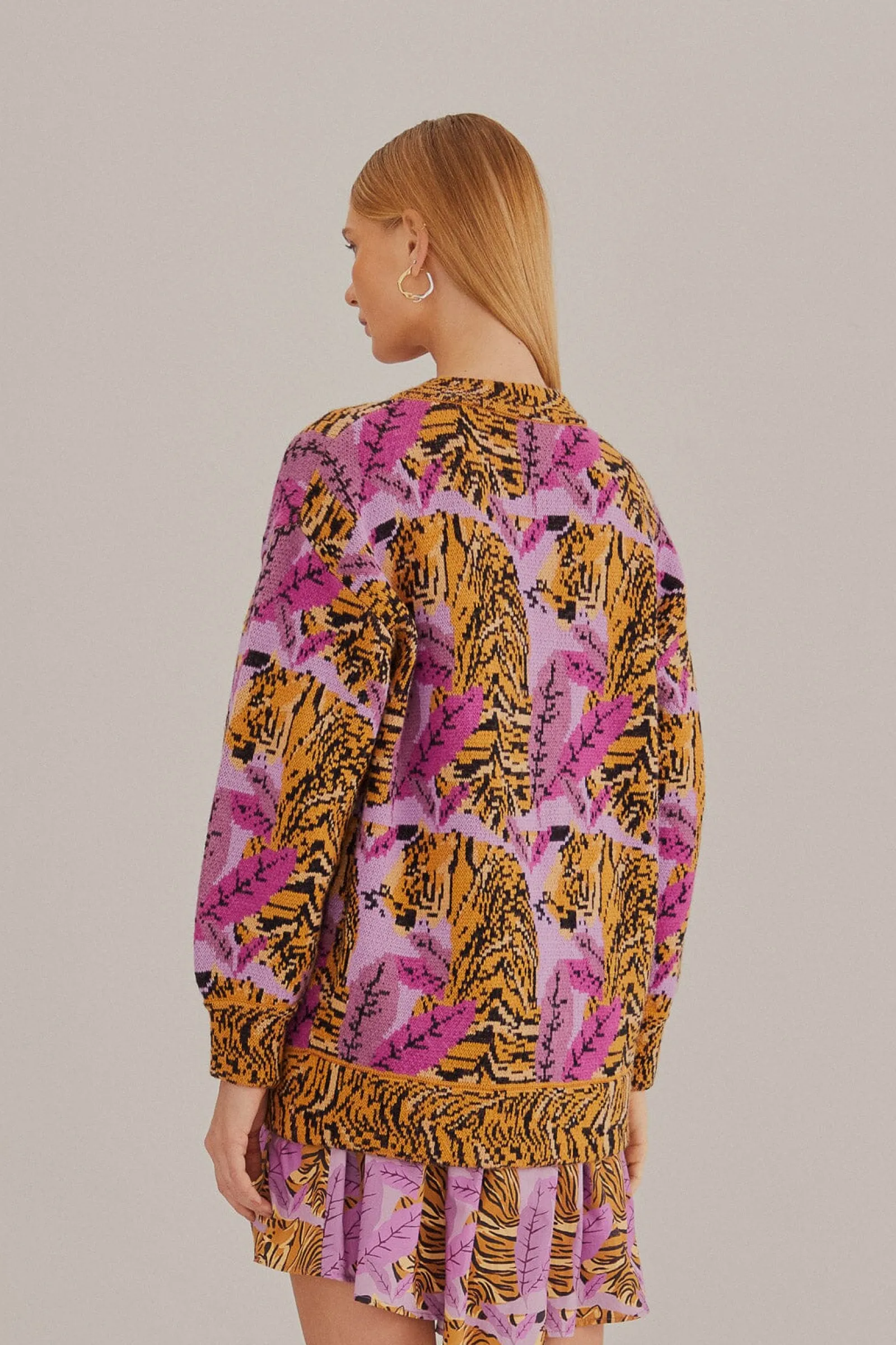LAVENDER TIGER LEAVES KNIT CARDIGAN