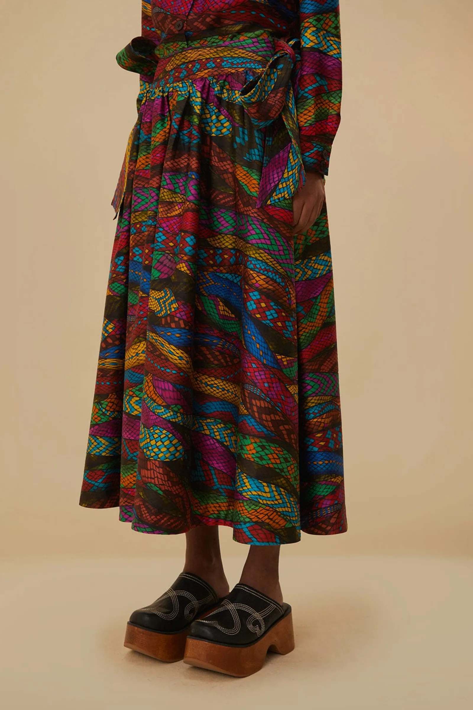 MULTICOLOR MIRAGE MIDI SKIRT