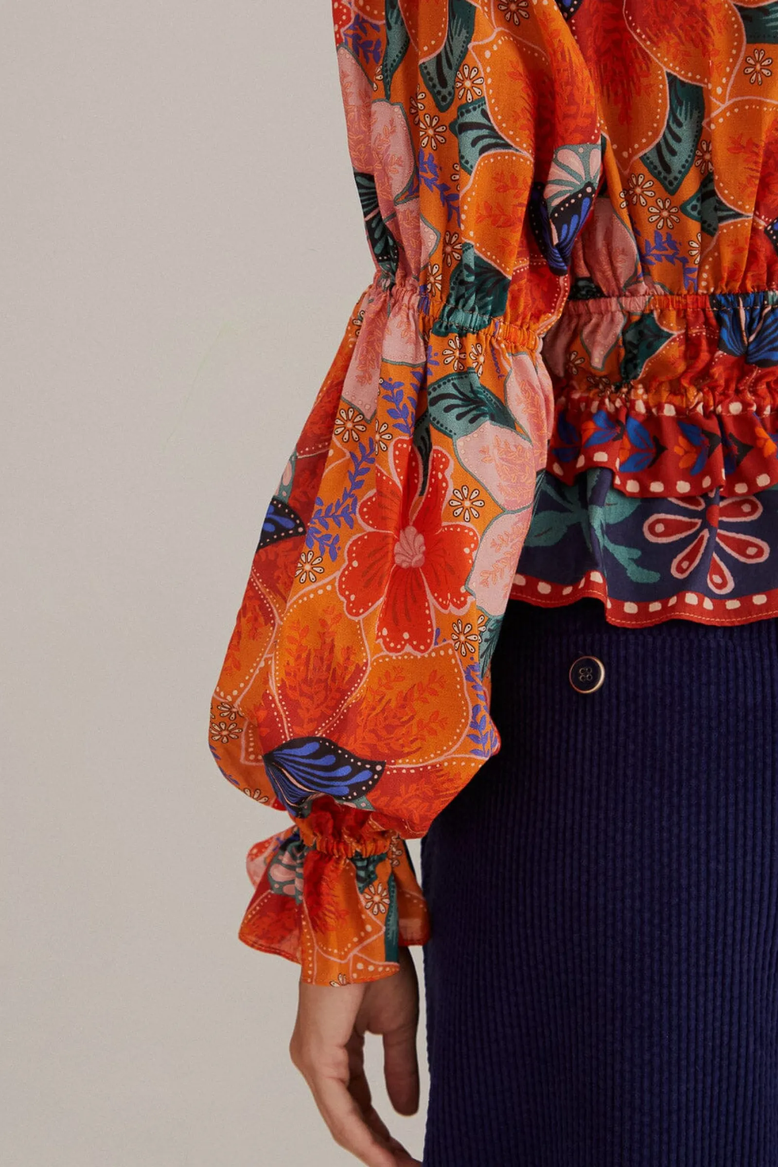 ORANGE MARIAS FLORAL LONG SLEEVE BLOUSE