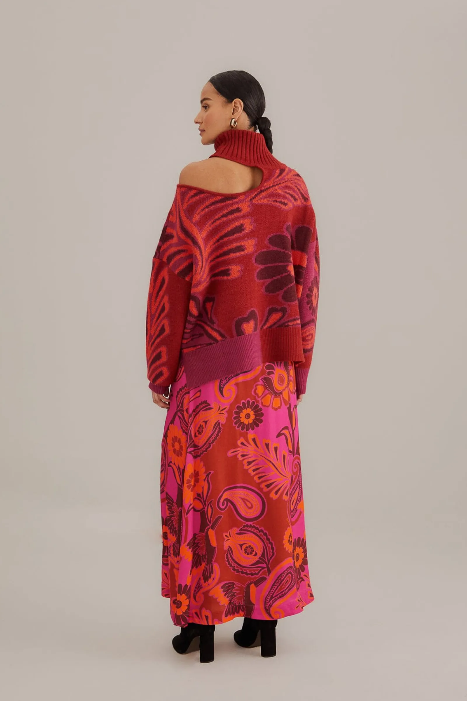 PINK BOLD FLORAL SATIN MAXI SKIRT