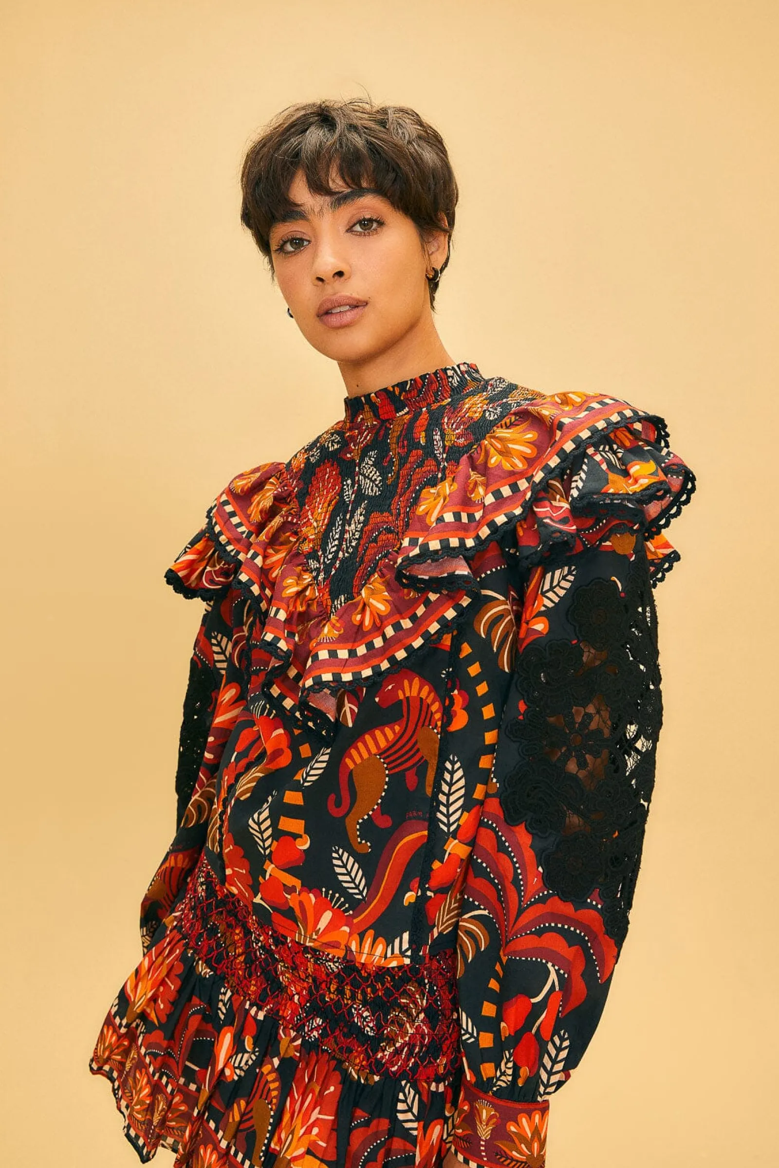  RED NATURE BEAUTY LACE BLOUSE