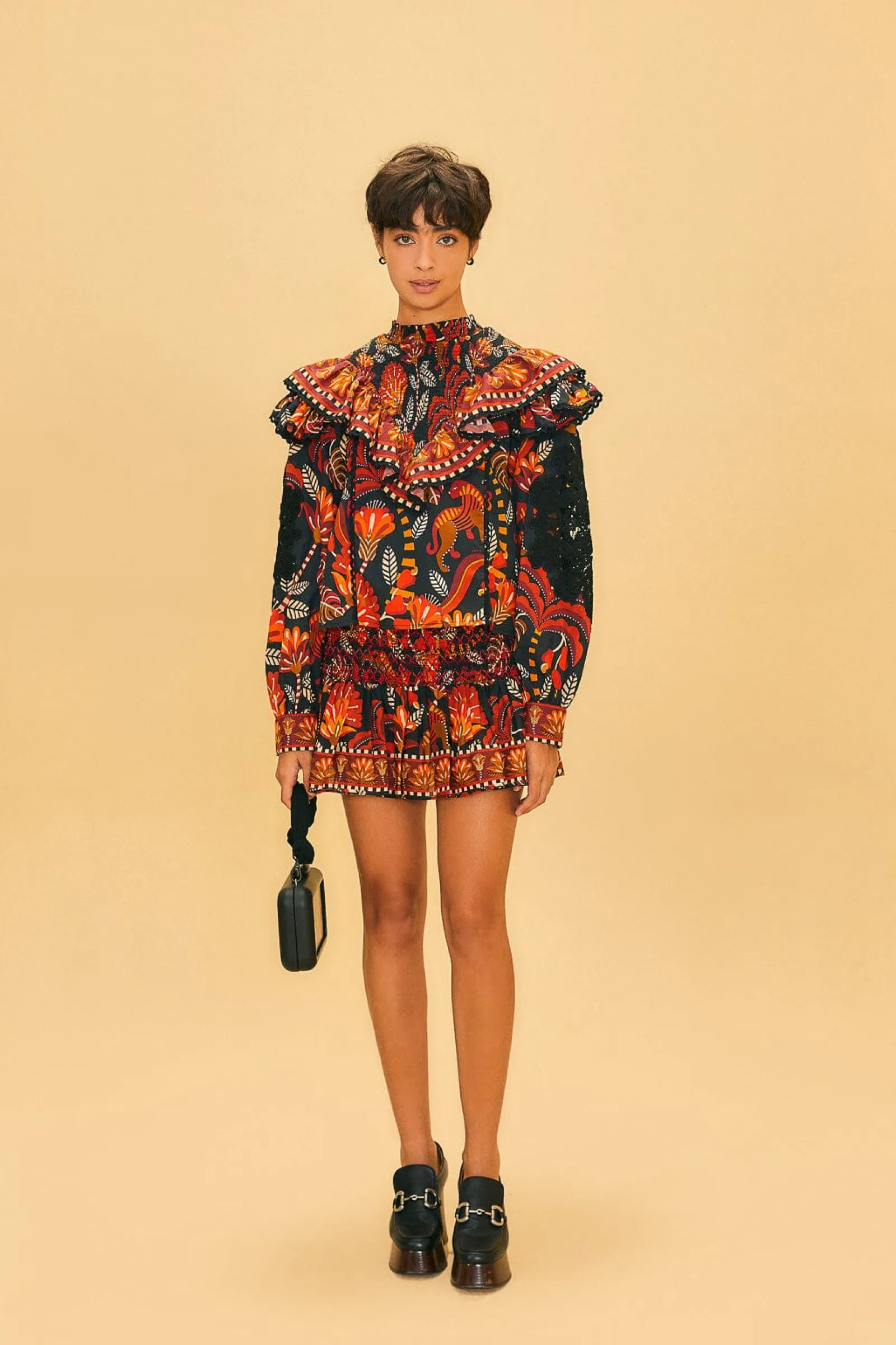 RED NATURE BEAUTY LACE BLOUSE