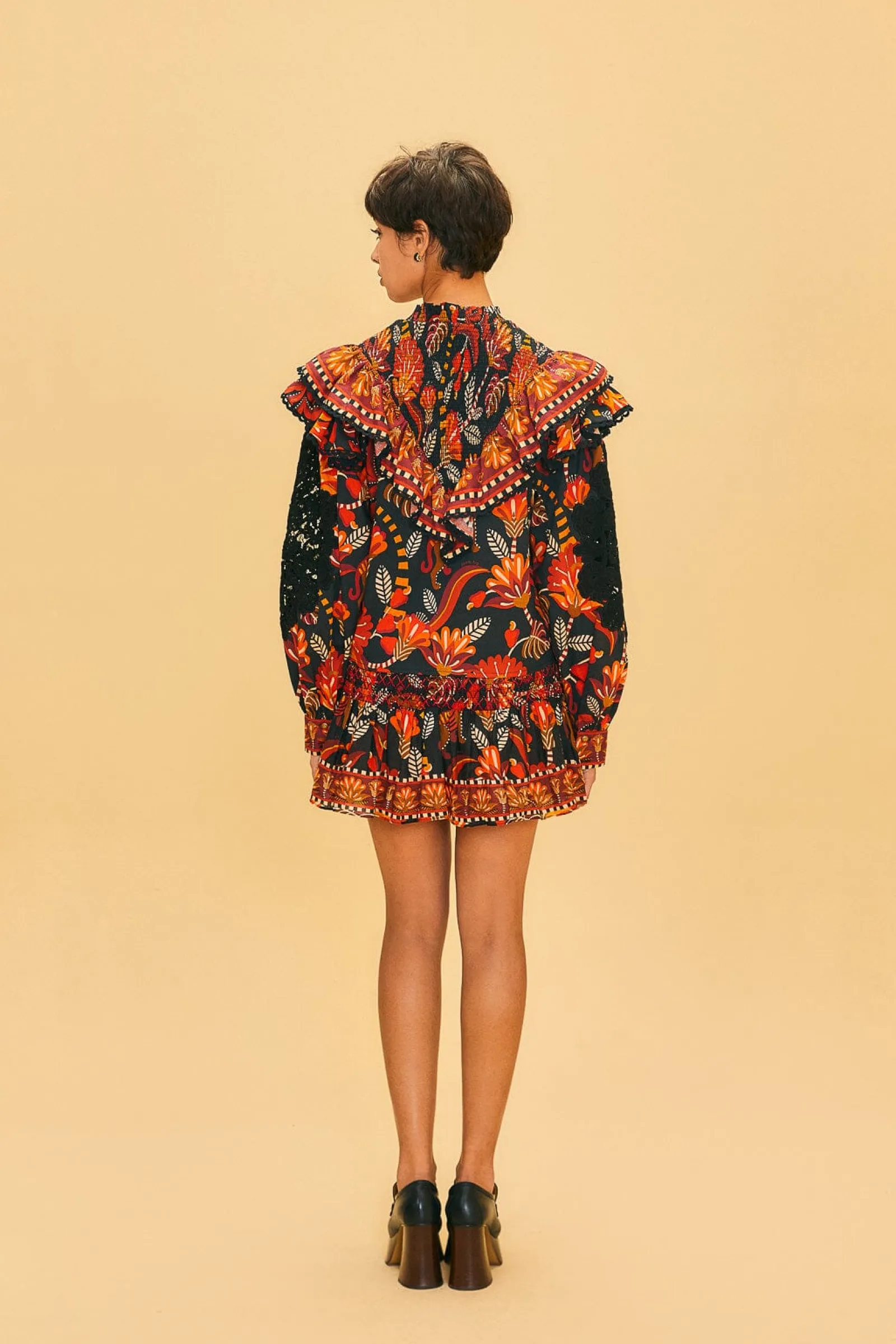 RED NATURE BEAUTY LACE BLOUSE