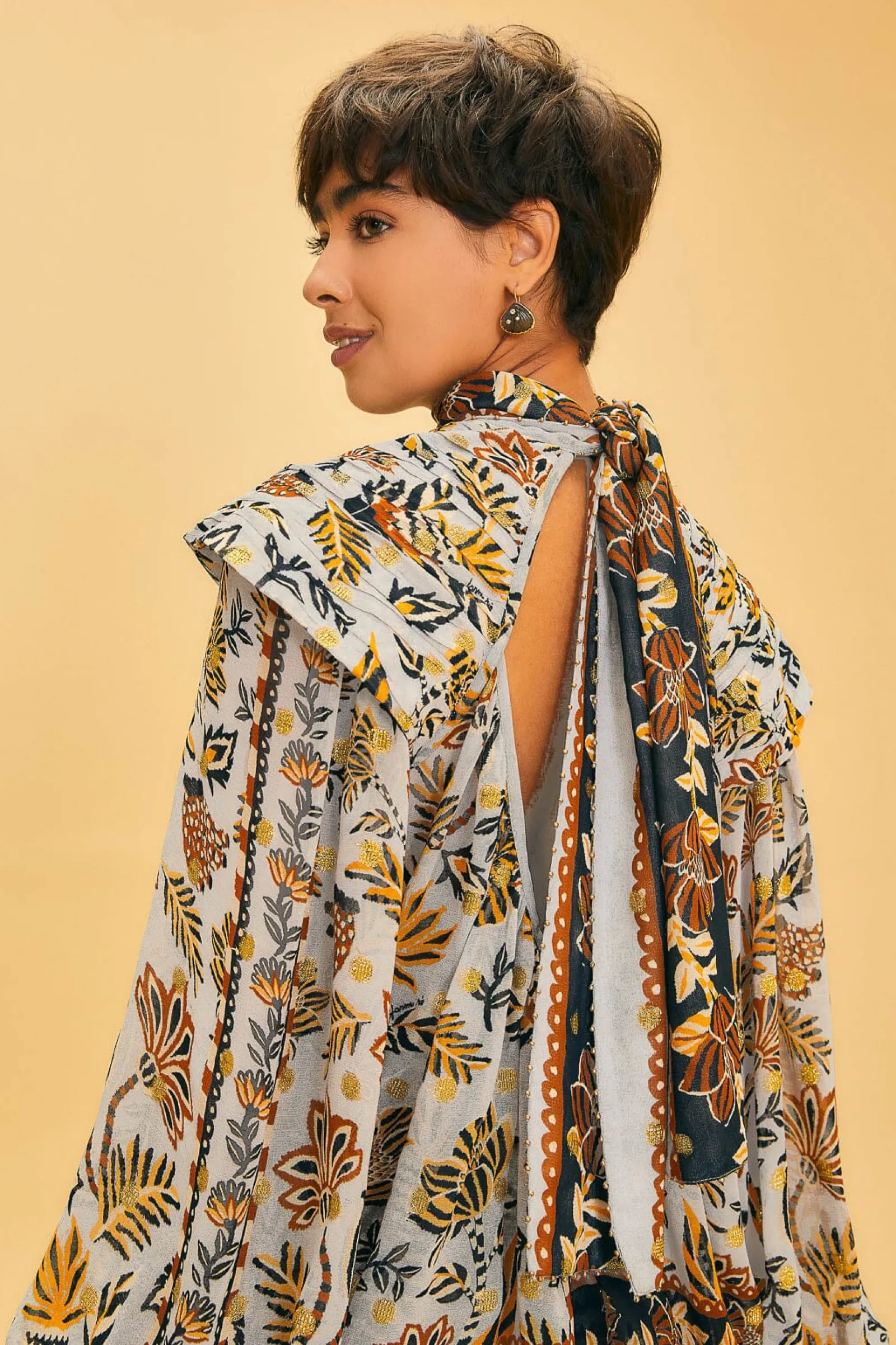 SILVER FLORAL TAPESTRY LONG SLEEVE BLOUSE