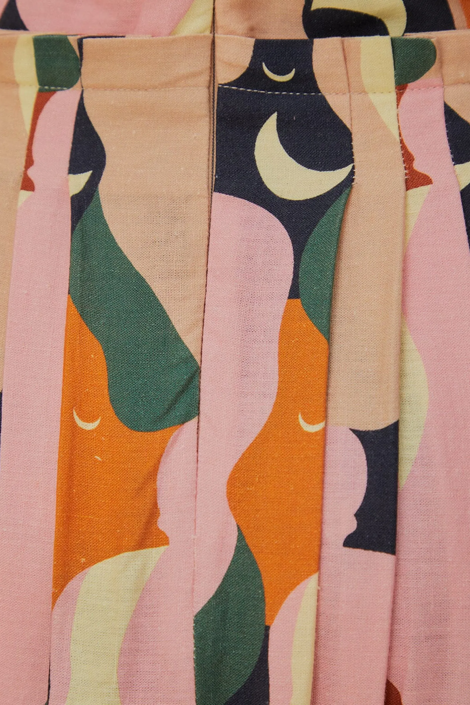 THE KISS MULTICOLOR SLEEVELESS MIDI DRESS