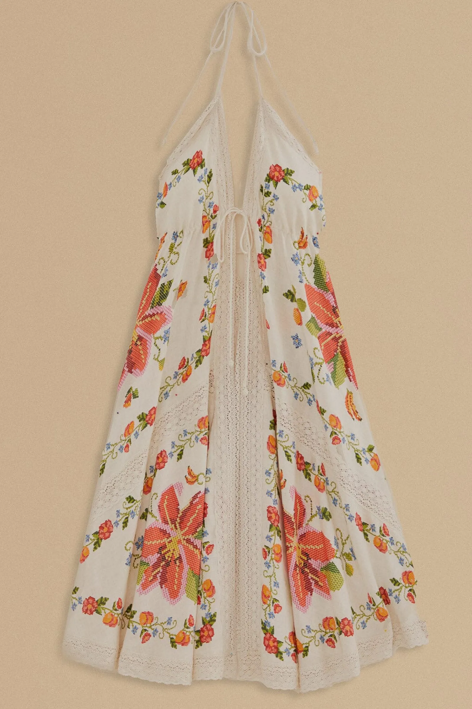 WHITE BANANA VITAMIN LACE COVER UP