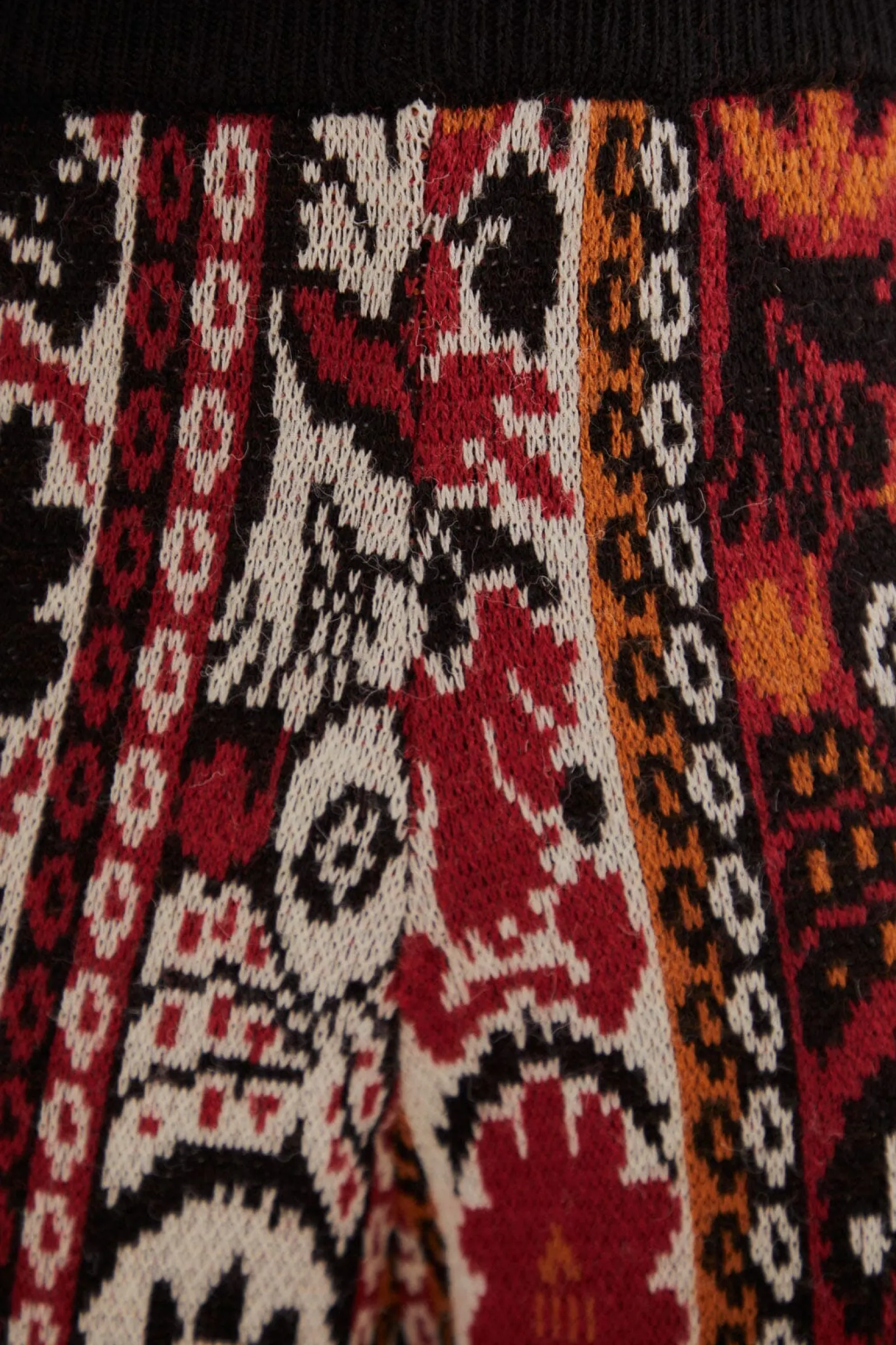 WINTER STRIPES KNIT JOGGING PANTS